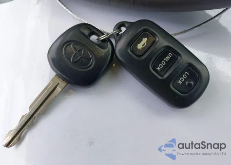 2002 Toyota Camry Le V6 from USA, damaged, VIN 4T1BF32KX2U535609